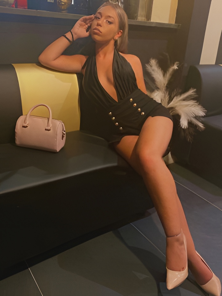 Индивидуалка Кира, доступна для личного знакомства от 10000 руб