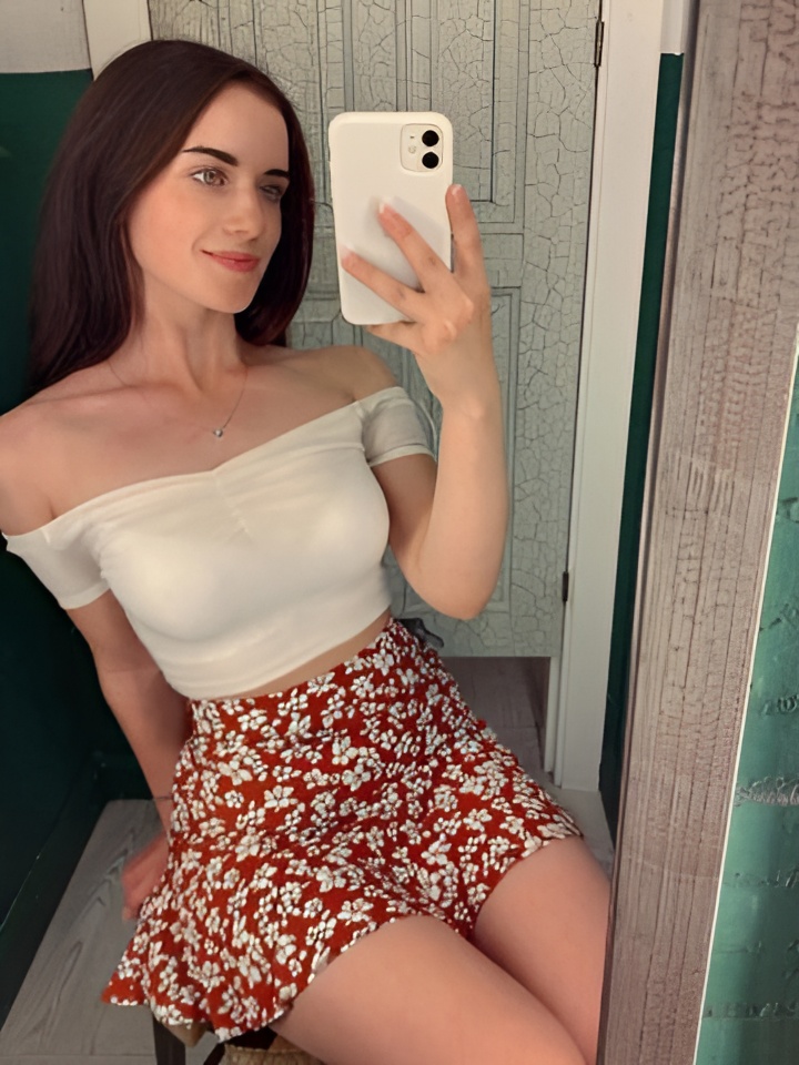 Ядвига привлекательная девушка из Якутска цена от 1500 руб