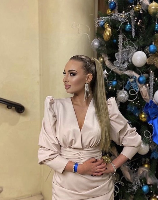 🎥 Снежана привлекательная девушка из Якутска цена от 8000 руб